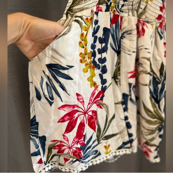 Paris Pink White Floral Romper - Picture 7 of 7